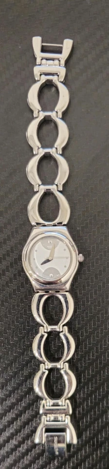 2x DKNY (NY-4367) And Swatch IRONI Stainless Steel Women's Watches - Working — 第 4/4 张图片