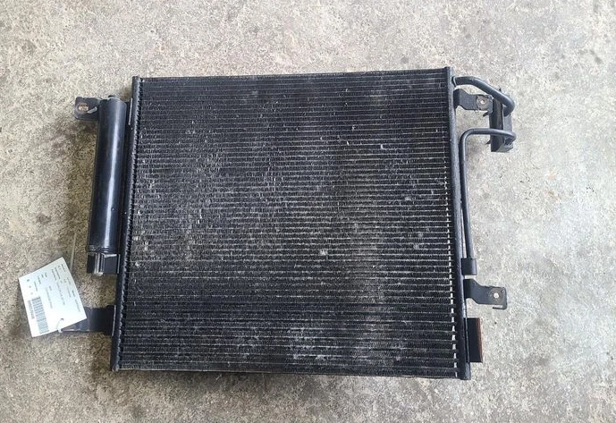 Jeep Wrangler 2007-2018 condensador de aire acondicionado Foto 2 de 2