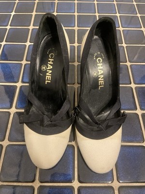 Vintage Chanel Two Tones Mary Jane Heel size 36.5