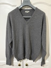 Aquascutum Mens Vintage V Neck Wool Sweater Grey Size 42 Medium Made In Scotland