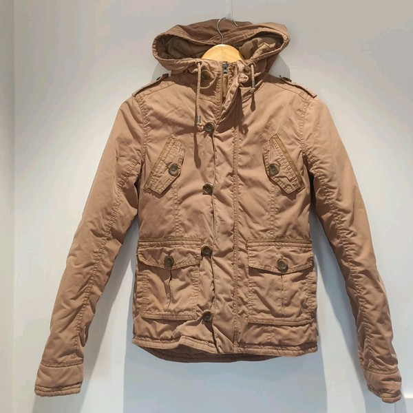Women's Padded Military Jacket Brown Size 8 Hooded Warm Cozy Comfortable Winter