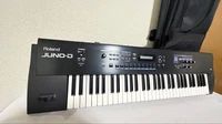 Roland JUNO-D 61-Key Synthesizer with Genuine Case