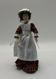 Dama de limpieza de casa de muñecas de 'Amore Classics' R: 25/6 (KE/68)