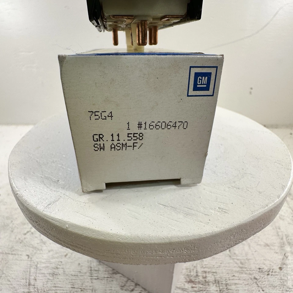 NUEVO OEM GM 16606470 1988-1996 PONTIAC GRAND PRIX ASIENTO DELANTERO AJUSTADOR PIEZA DE COCHE Foto 2 de 4