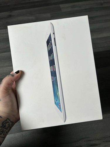 Apple iPad 2 Silver White 2nd Gen 16GB A1395 Wifi Tested Working Boxed Retro - Picture 17 of 17