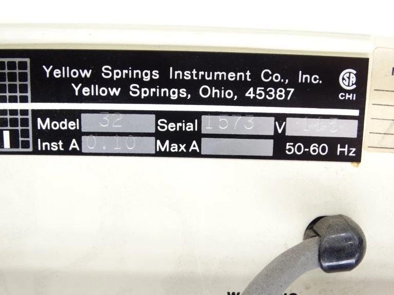 FUENTE DE ALIMENTACIÓN YSI YSI MODELO 32 Foto 3 de 4