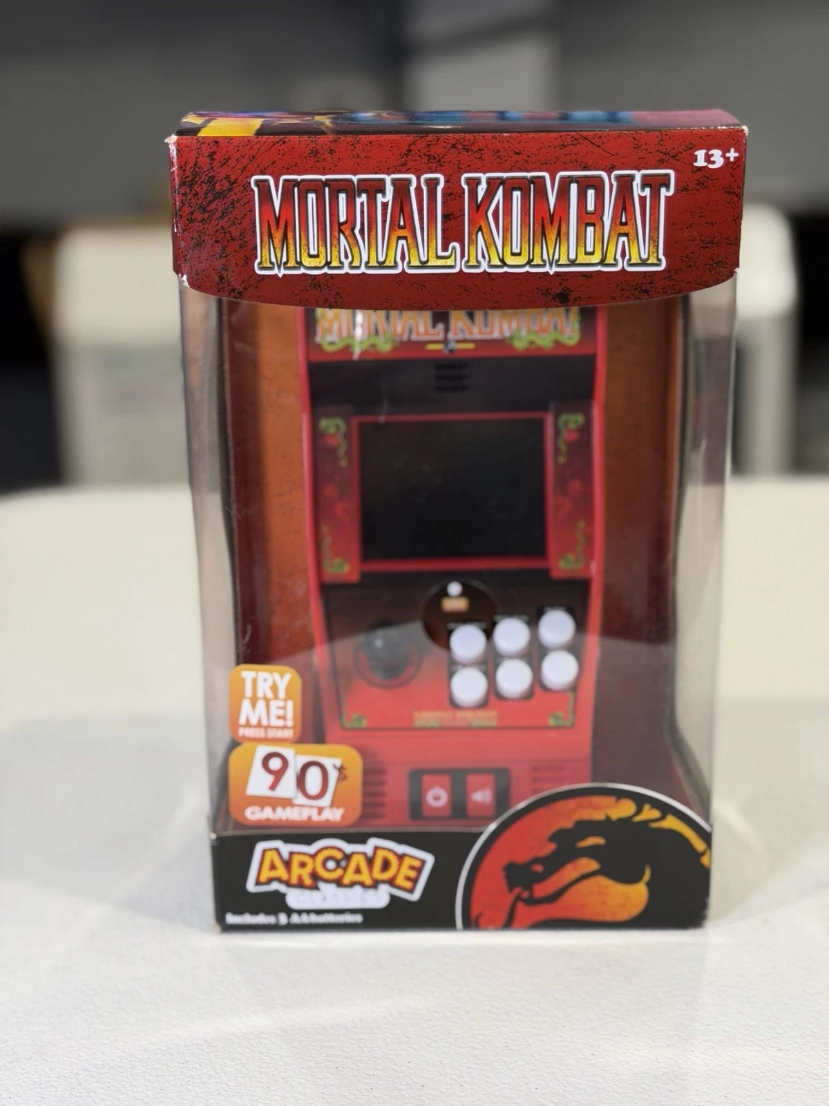 MIDWAY CLASSIC ARCADE ~ MORTAL KOMBAT Handheld Mini Retro Game Cabinet NEW!
