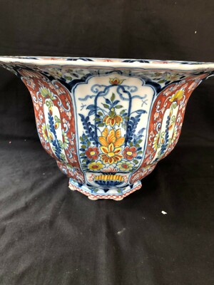 Unique XL ceramic MAKKUM SPITTOON / flowerpot Tichelaar Delft
