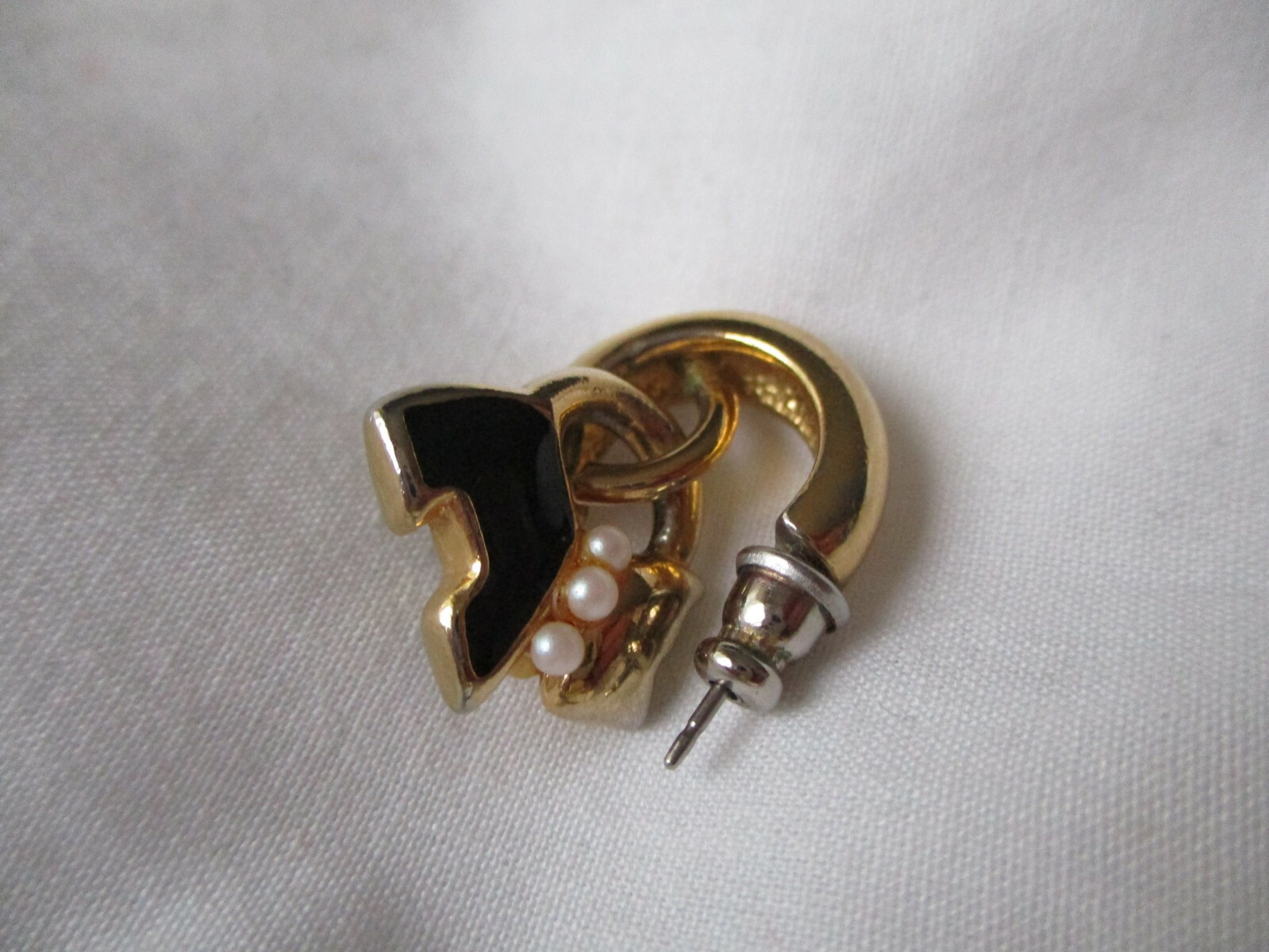 Earring - image 1