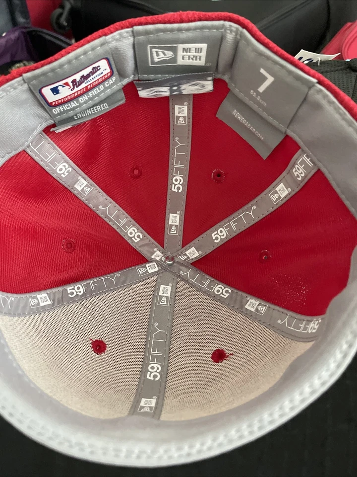 Cincinnati Reds MLB New Era 59FIFTY Hat Size 7 - Image 4 of 4