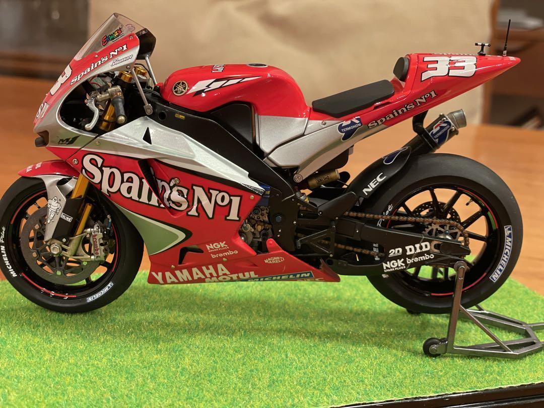 タミヤ　1/12　ヤマハ　YZR-M1　’04 1/12オートバイシリーズ ヤマハYZR-M1 `04 No.46/No.17 【14098