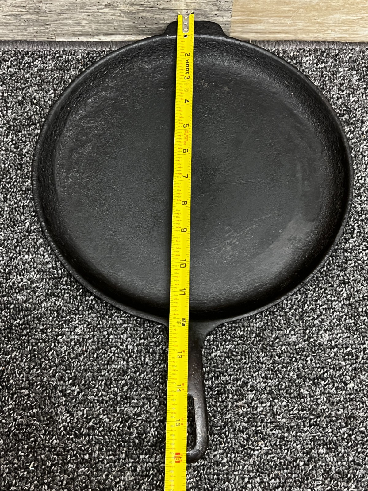 Wagner Ware 11" Cast Iron Skillet Griddle (Warped) Made In The USA