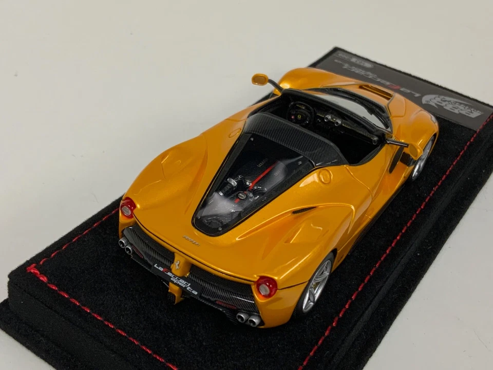 1/43 BBR Ferrari LaFerrari Aperta Giallo "Yellow" Tristrato Suede Base BBRC187B - Image 4 of 4