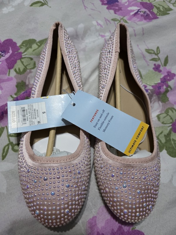 Cat & Jack Girls Pink With Silver Beads Slip On Dressy Shoes Size 5 (NWT)