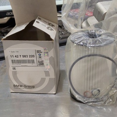 Genuine BMW Engine Oil Filter Element Kit, factory part number 11 42 7 583 220