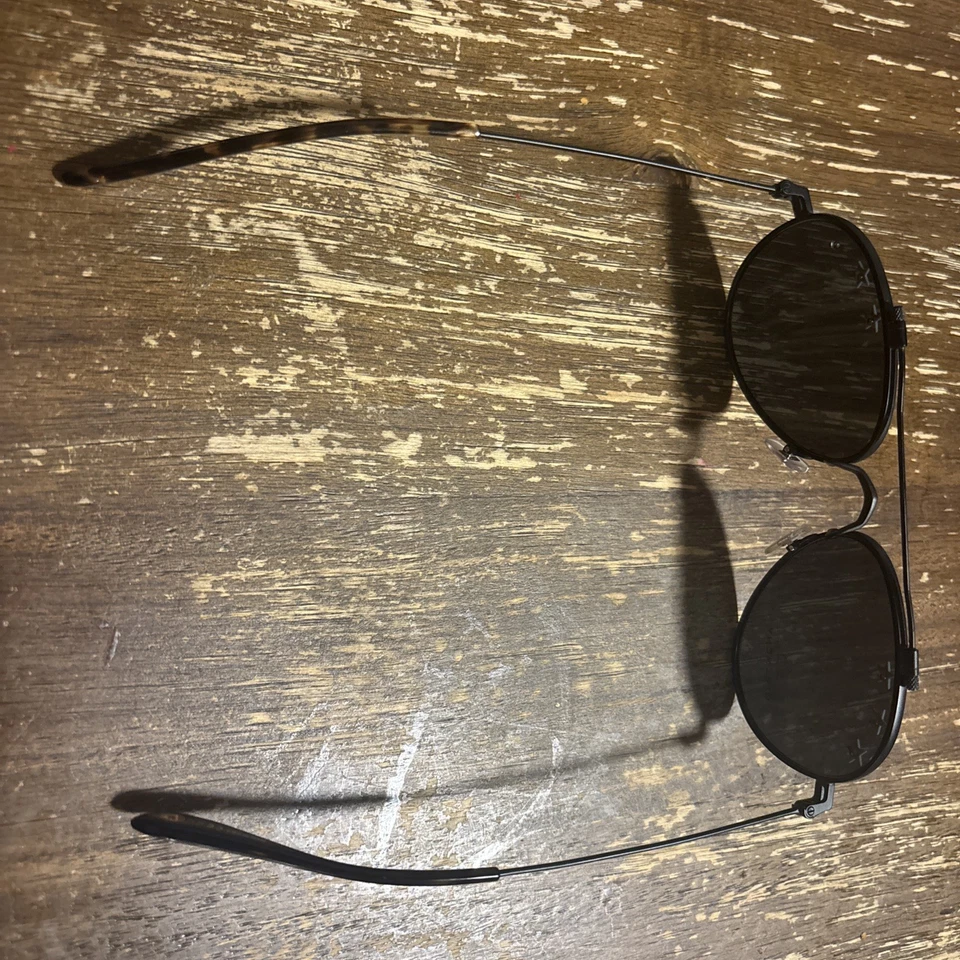 正品纪梵希 Damage Missing Star 飞行员太阳镜银色镜面 — 第 4/4 张图片