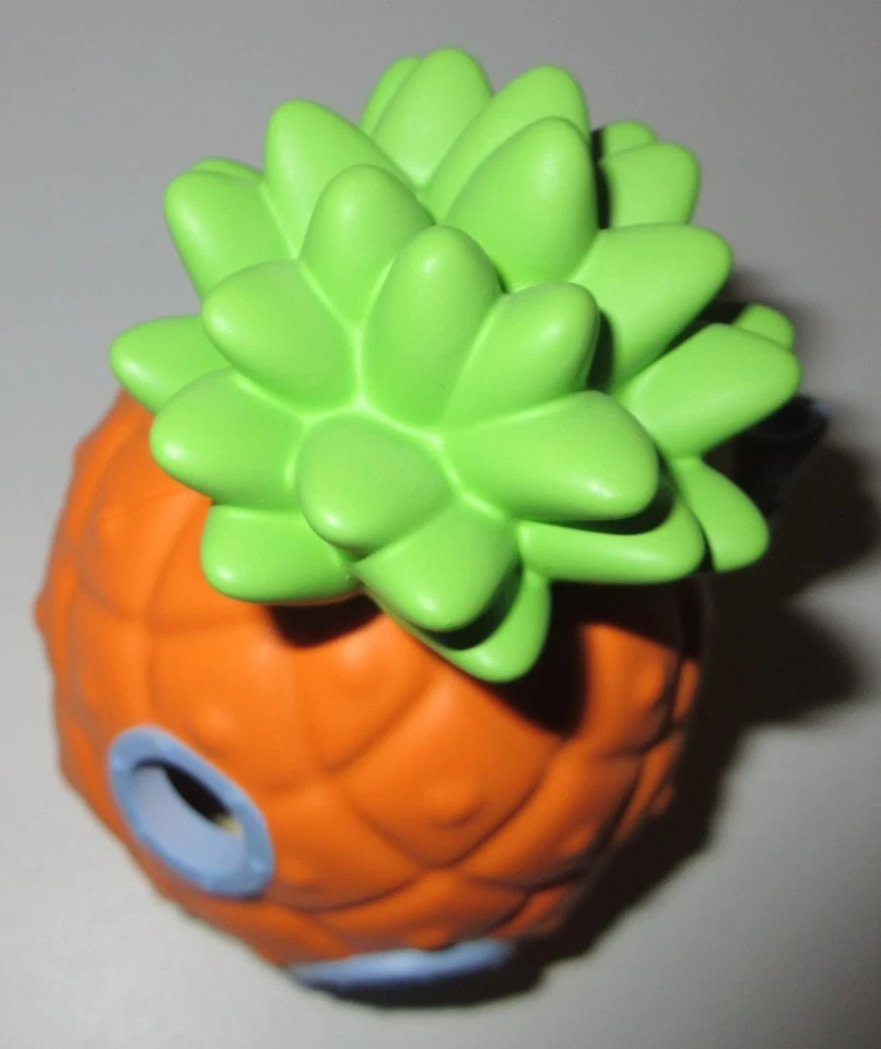 Mini figura de juguete de aniversario de carnaval Bob Esponja POP MART Pineapple House Foto 4 de 4