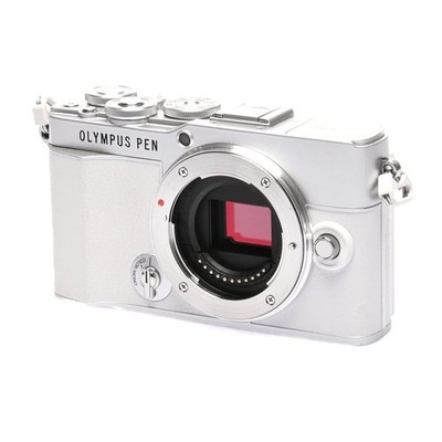 Olympus Pen E-P7 weiß gebraucht ca. 3.000 Ausl. Kamera