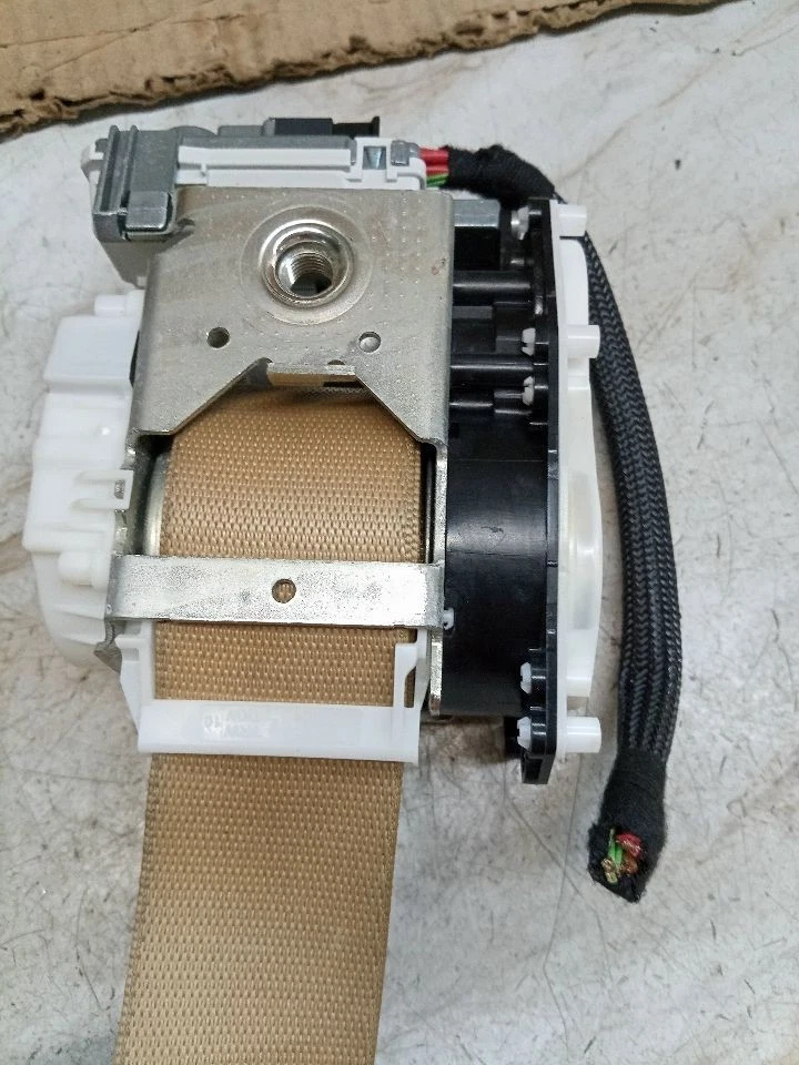 Used Front Right Seat Belt Front fits: 2011 Mercedes-benz Mercedes ml-class 164 - Изображение 2 из 4