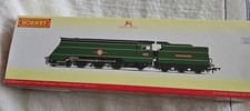 Hornby R3434 Merchant Navy Channel Packet Southern Railway Green (discontinued)
