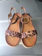 DREAM PAIRS Women's Ankle Strap Flat Sandals Open Toes One Band Buckle Summer