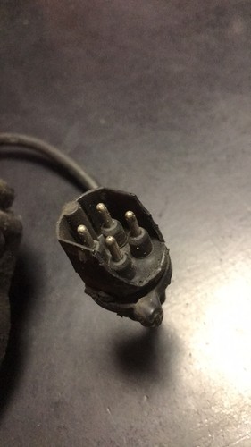 BMW 5ER SCHEIBENWISCHERMOTOR VORNE 1378650