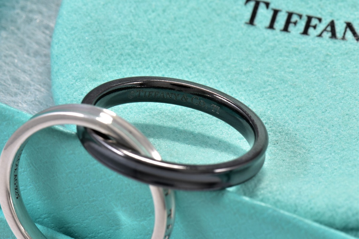2-1862 Tiffany リング Tiffany & Co Silver Titanium 1837