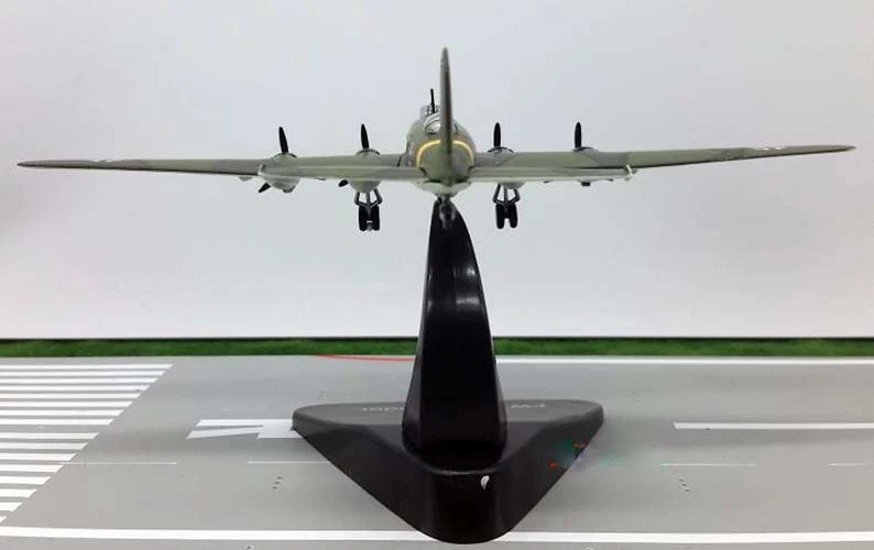 WWII German Fw 200 Condor monoplane aircraft 1/144 diecast plane Atlas Model - Image 3 of 4