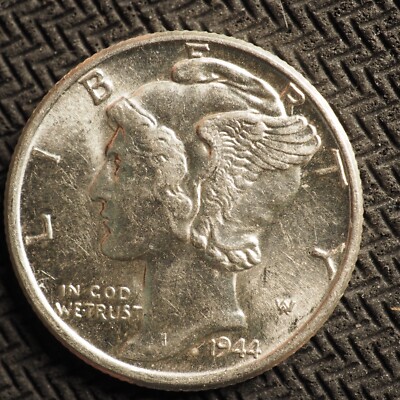 1944 **P**   MERCURY HEAD  SILVER  DIME *(NICE COIN)*   FREE SHIPPING  X9421