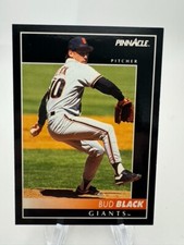 1992 PINNACLE Baseball Cards.   #1 - 249    You Pick to Complete Your Set.
