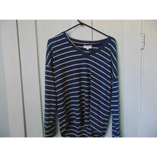 Olive and Oak pullover top in dusty blue color, high/ low hem Size Large