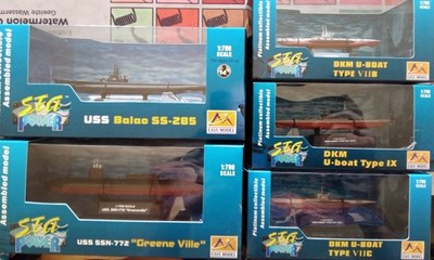 Easy Model Sea Power Sammlung von 5 Stück U-Boote  Fertigmodellen 1:700 Marine