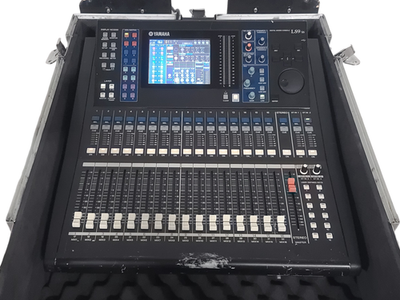 Yamaha LS9 16-Channel Digital Mixing Console (C2076-53) | eBay