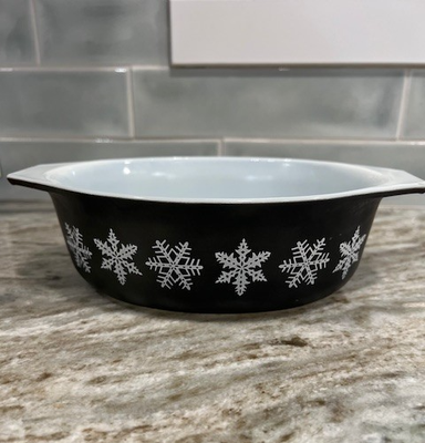 #ad #ad Vintage Pyrex Casserole Dish In The Black Snowflake Pattern 1 1 2 Quart $45.00