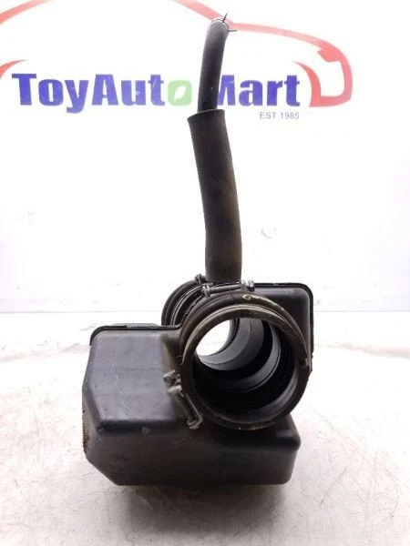 2004 TOYOTA SOLARA 3.3L 6CYL ВОЗДУХООЧИСТИТЕЛЬ РЕЗОНАТОР ТРУБКА В СБОРЕ - Изображение 3 из 4