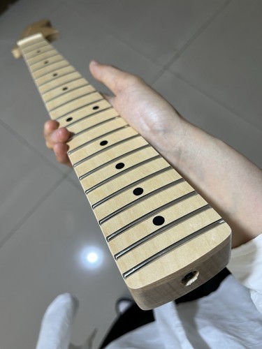 Large headstock 22fret Maple Electric guitar Neck - Picture 2 of 6
