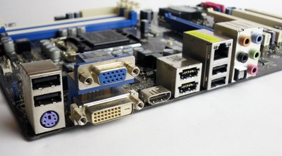 ASRock H55DE3, LGA1156 Socket, Intel Motherboard For Sale Online.