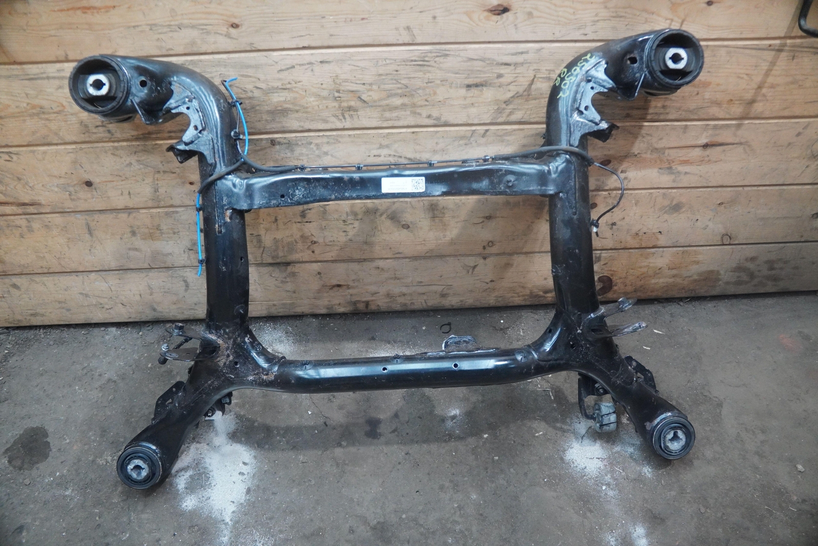 Rear Subframe Cradle Crossmember Undercarriage 4M0505235CA OEM Lamborghini Urus