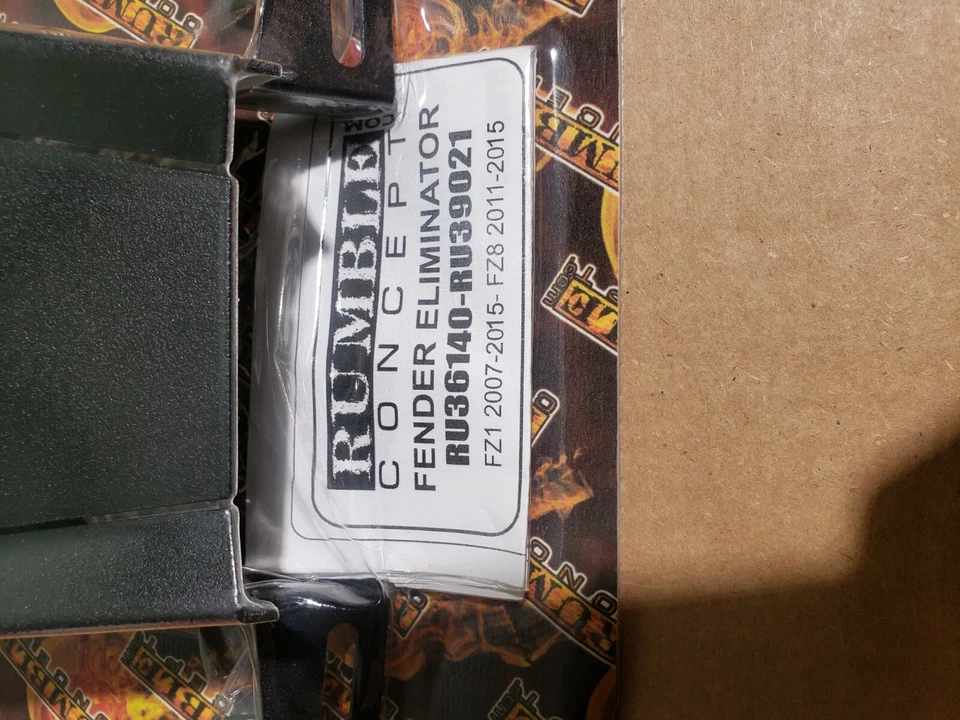 Eliminador guardabarros Rumble Concepts Yamaha FZ1 07-14 TR#676774 RU36140 Foto 4 de 4