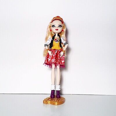 Ever After High School Spirit Apple White Doll Mattel