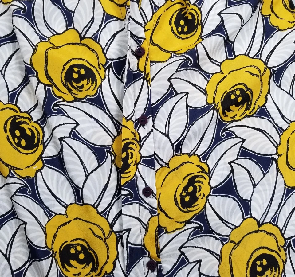 Camiseta sin mangas Maison Jules para mujer pequeña amarilla azul gris floral sin mangas con botones Foto 3 de 4