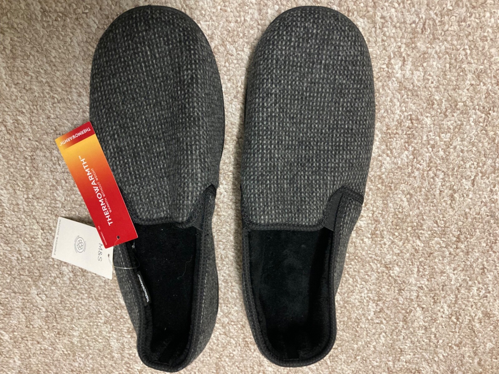 M&S mens new slippers. Unworn thermowarmth freshfeet slippers ,size 10