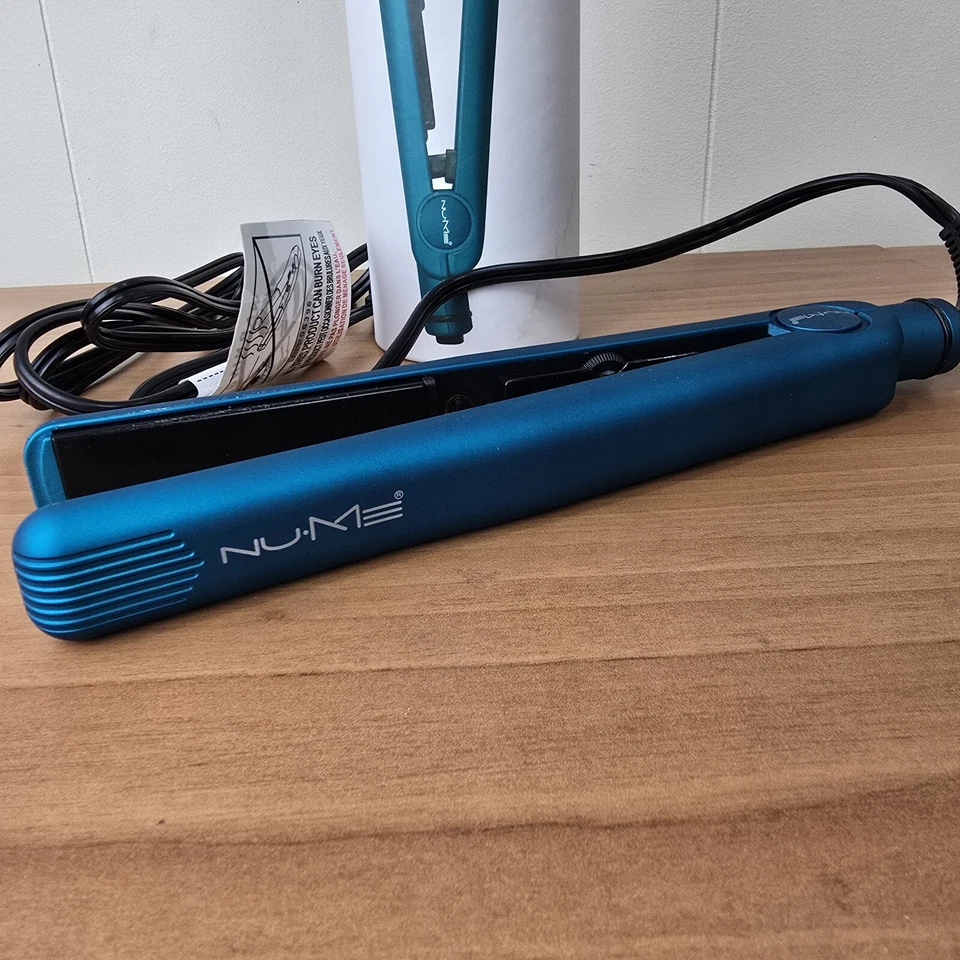NuMe Fashionista Hair Straightener Flat Iron Tourmaline Ceramic Plates Turquoise - Image 2 of 4