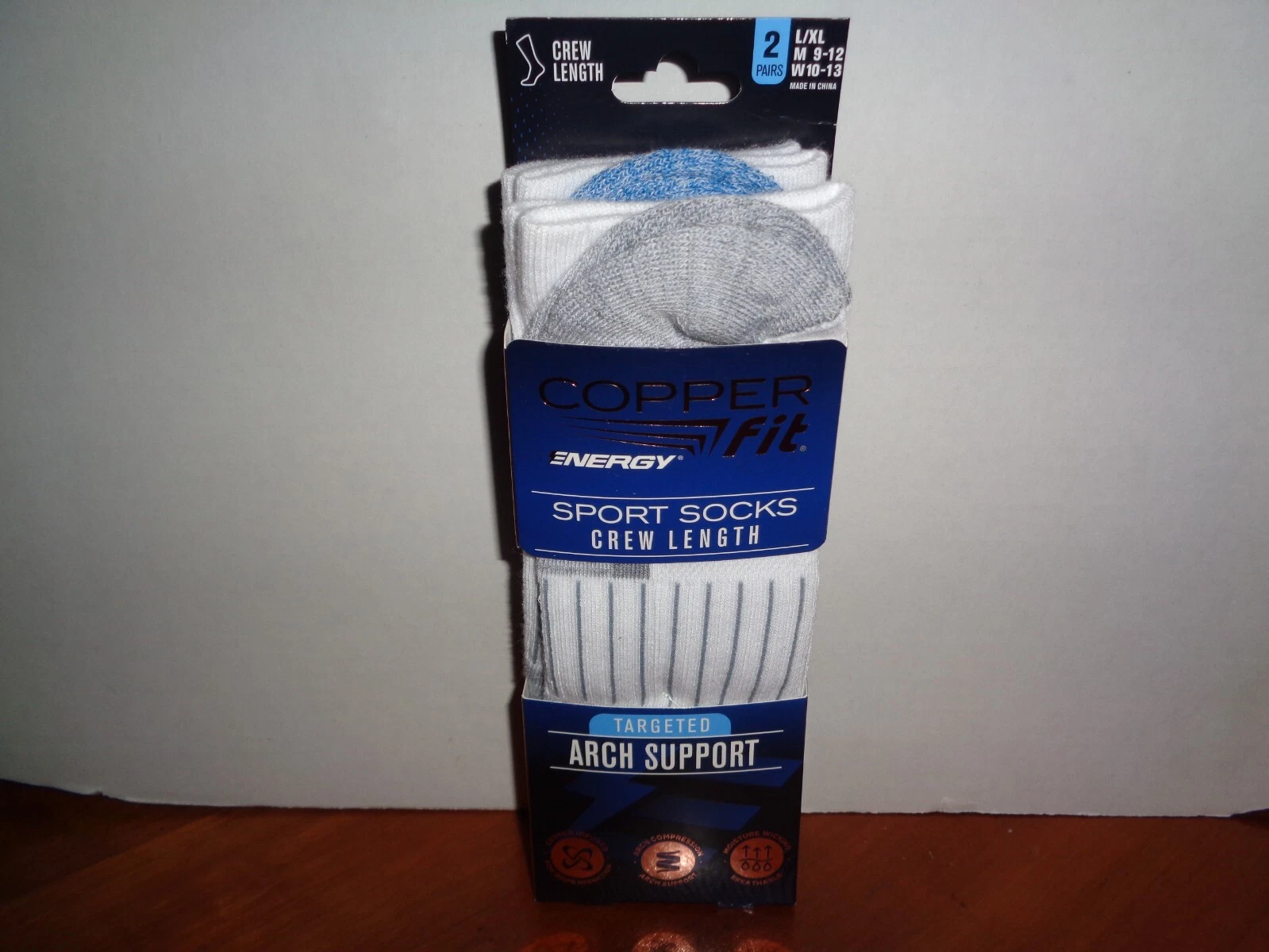 Copper Fit Infused Sport Crew Socks 2 Pair Large L/XL White Size M 9-12 W 10-13