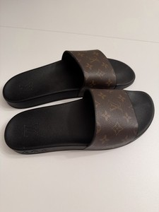Louis Vuitton Flip Flops Men | eBay display picture 1
