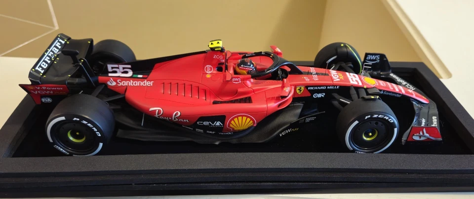 Looksmart 1/18 Carlos Sainz Jr #55 Ferrari SF-23 2023 4th Bahrain GP (LS18F1052) - Image 4 of 4
