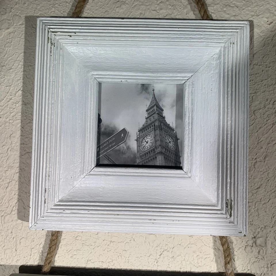 Set Of 4 White Distressed Wood Shabby Wall Rope Hanging Picture Photo Frames - Image 3 of 4