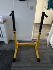 HOMCOM Dip and Pull Up Station