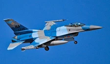 Lockheed Martin F-16 Fighting Falcon 64th Aggressor Squadron Mahogany Model 1/32