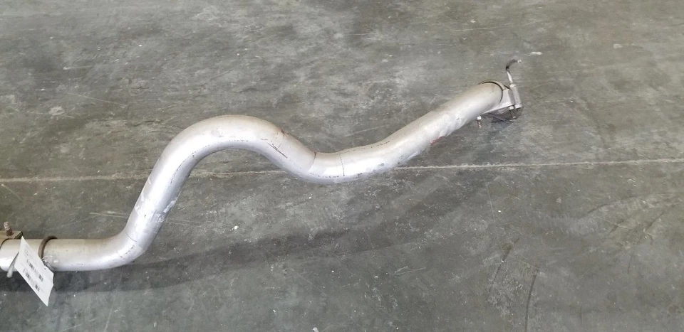 93 GMC TYPHOON DYNOMAX MUFFLER EXHAUST ASSEMBLY - Image 3 of 4